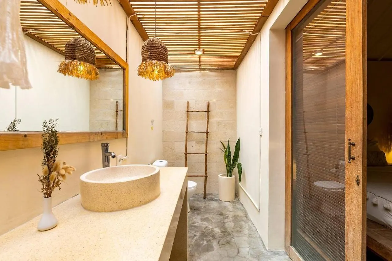 Oma Villa - A Tropical Sanctuary Of Seminyak 0*, Σεμινιάκ