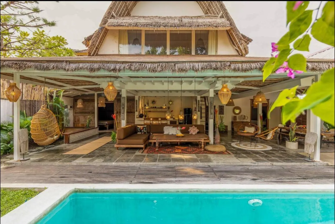 Oma Villa - A Tropical Sanctuary Of Seminyak Ινδονησία