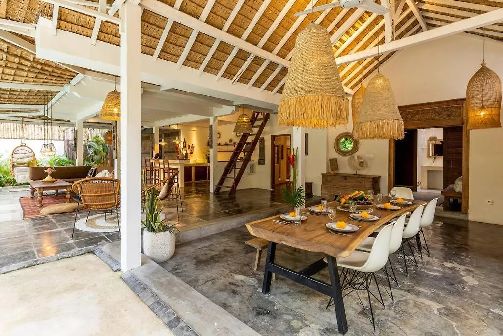 Oma Villa - A Tropical Sanctuary Of Seminyak Ινδονησία