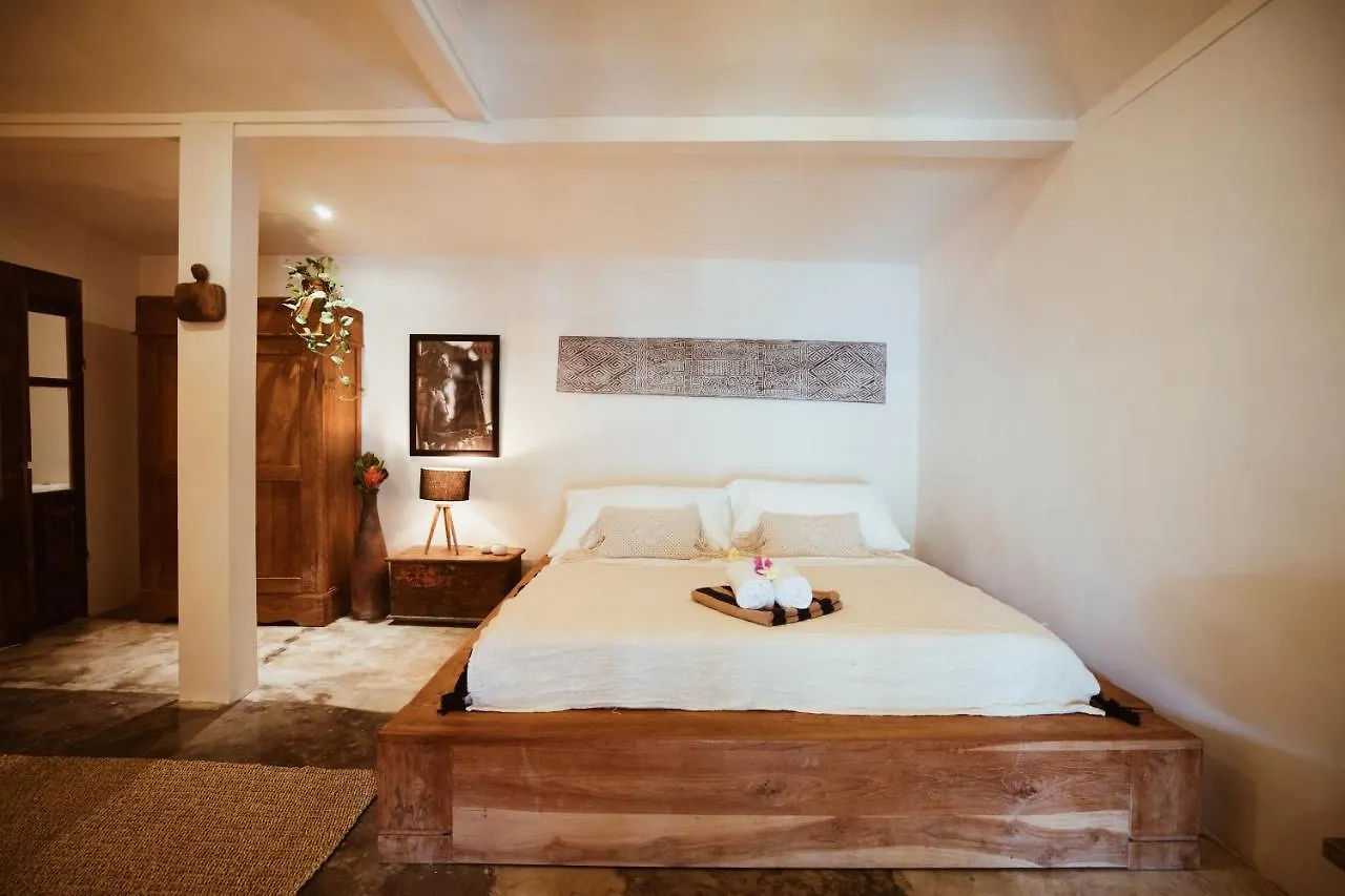 Oma Villa - A Tropical Sanctuary Of Seminyak 0*,
